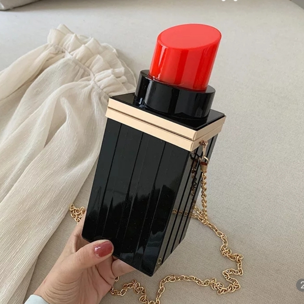 COPY - Lipstick Purse💋